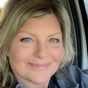 Meet your Posher, Vicki